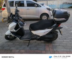 SYM Joymax F 300 - фото 7