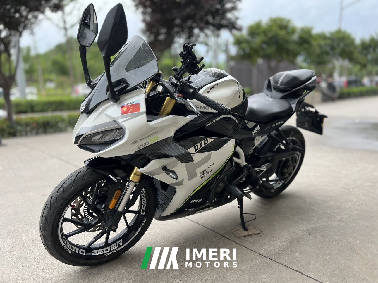 2022 CFMOTO 250SR