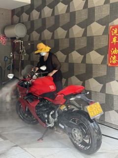 Ducati SuperSport 950 cc - ფოტო 2