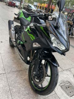 Kawasaki Ninja 400 - ფოტო 4