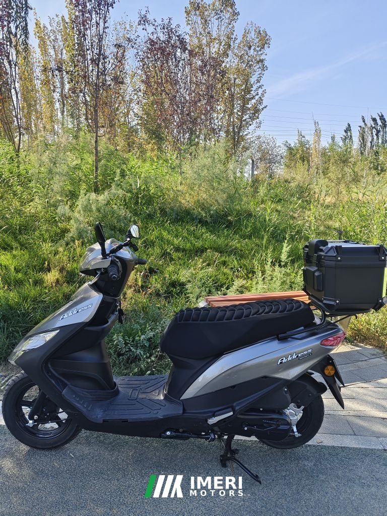 2023 Jinan Suzuki UU125i