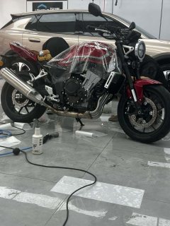 Honda CB500 Super Four - ფოტო 1