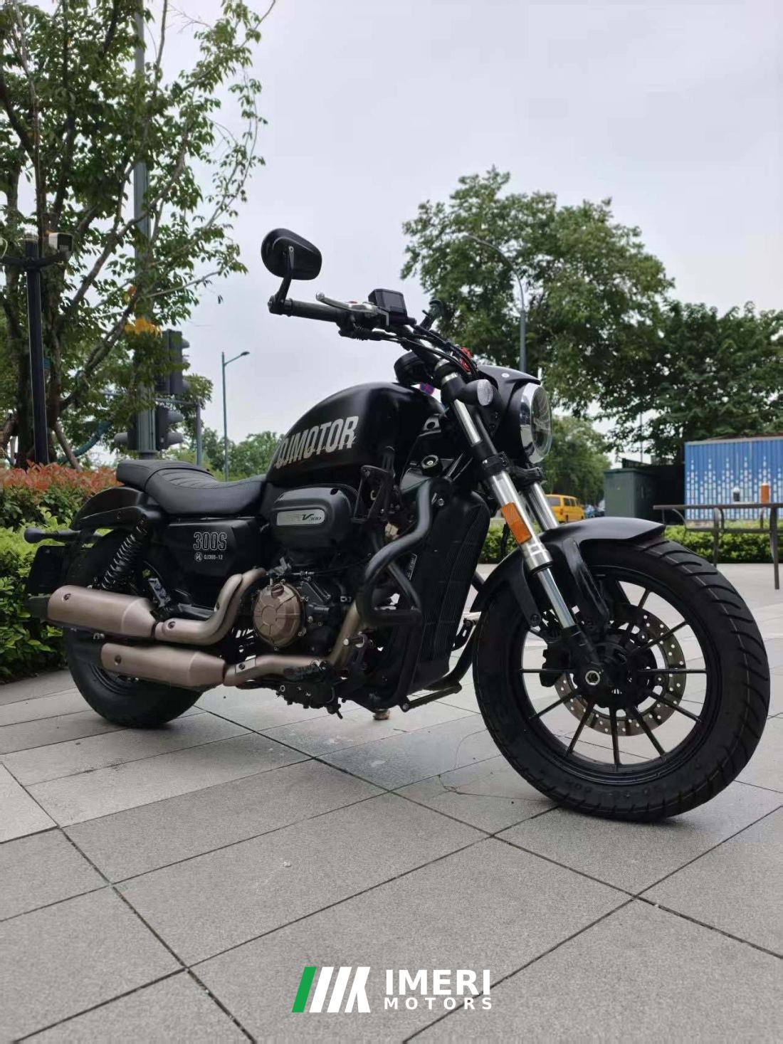 QJMOTOR Flash 300 - motorcycle from China