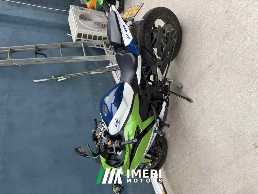 Kawasaki ZX-4R 400 cc - motorcycle from China