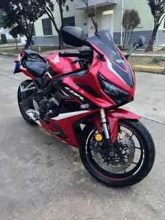 Honda CBR650R - ფოტო 3