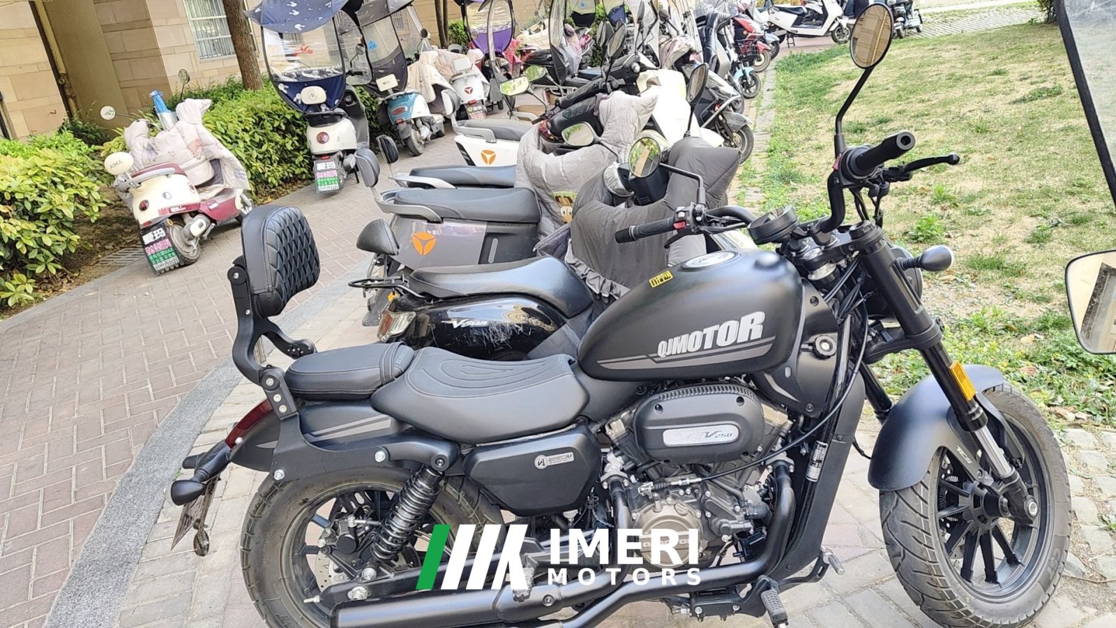 2025 QJMOTOR Flash 250