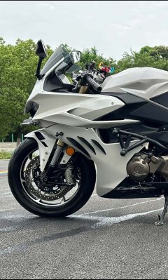 QJMOTOR Roewe i5 550 / Sai 550 *(Context-dependent, usually referring to the motorcycle "Sai 550" or Roewe car v - photo 5