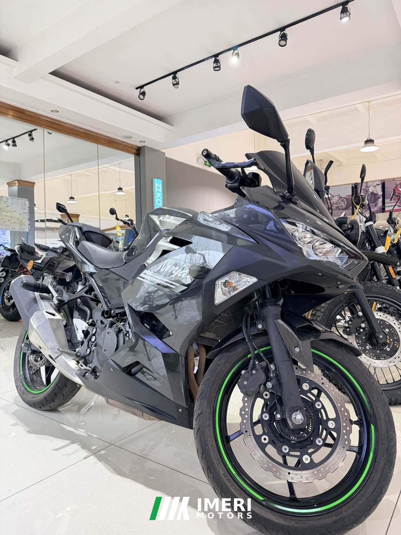 2022 Kawasaki Ninja 400