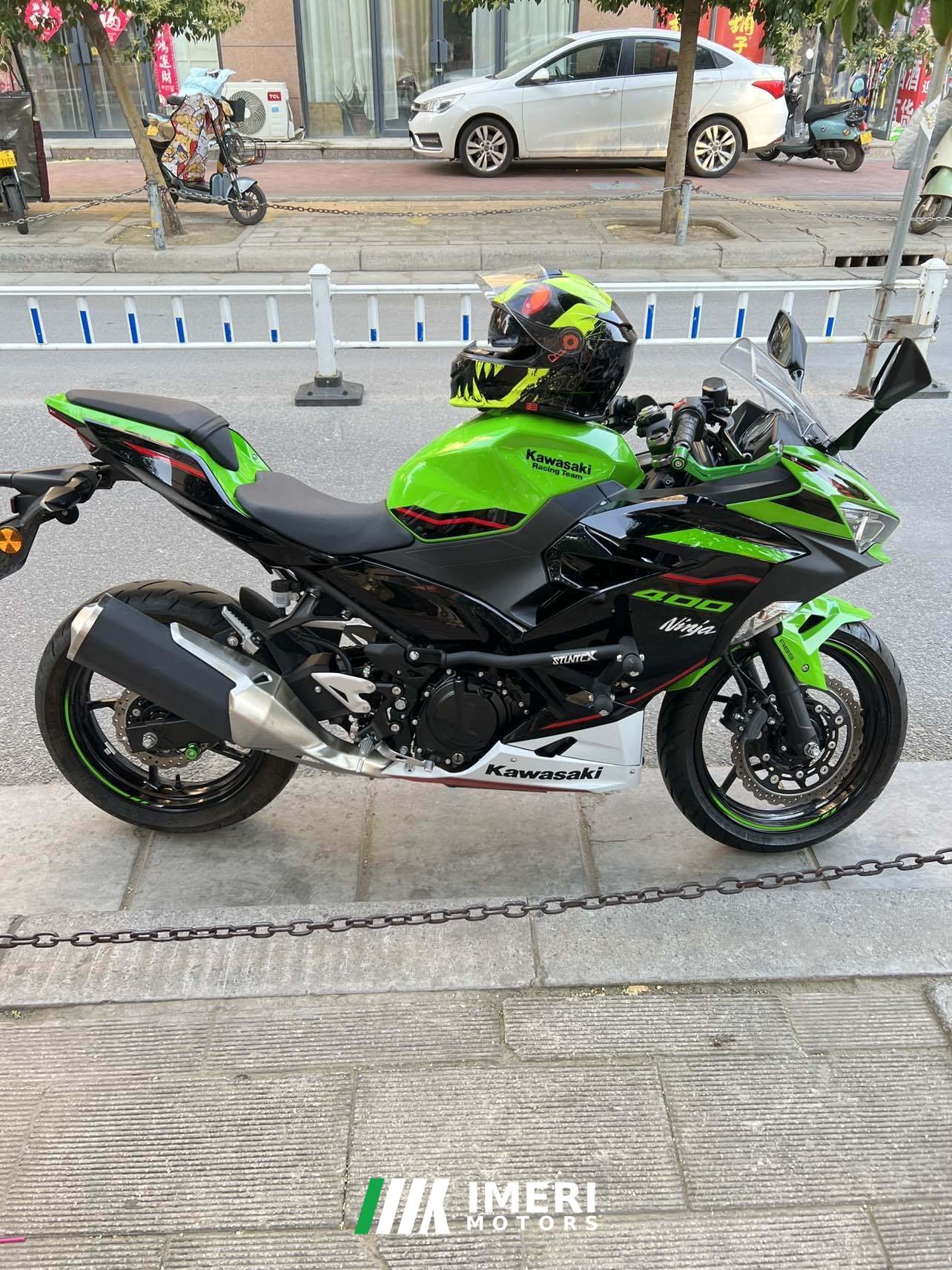 2022 Kawasaki Ninja 400