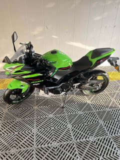Kawasaki Ninja 400 - ფოტო 2
