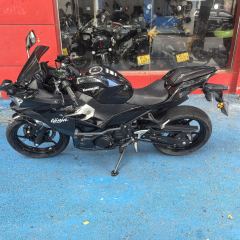 Kawasaki Ninja 400 - ფოტო 4