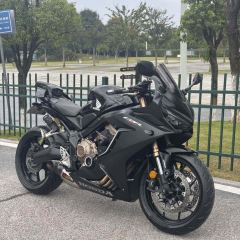 Honda CBR650R - photo 1