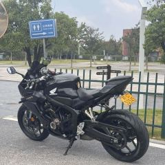 Honda CBR650R - photo 8