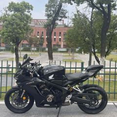 Honda CBR650R - photo 9