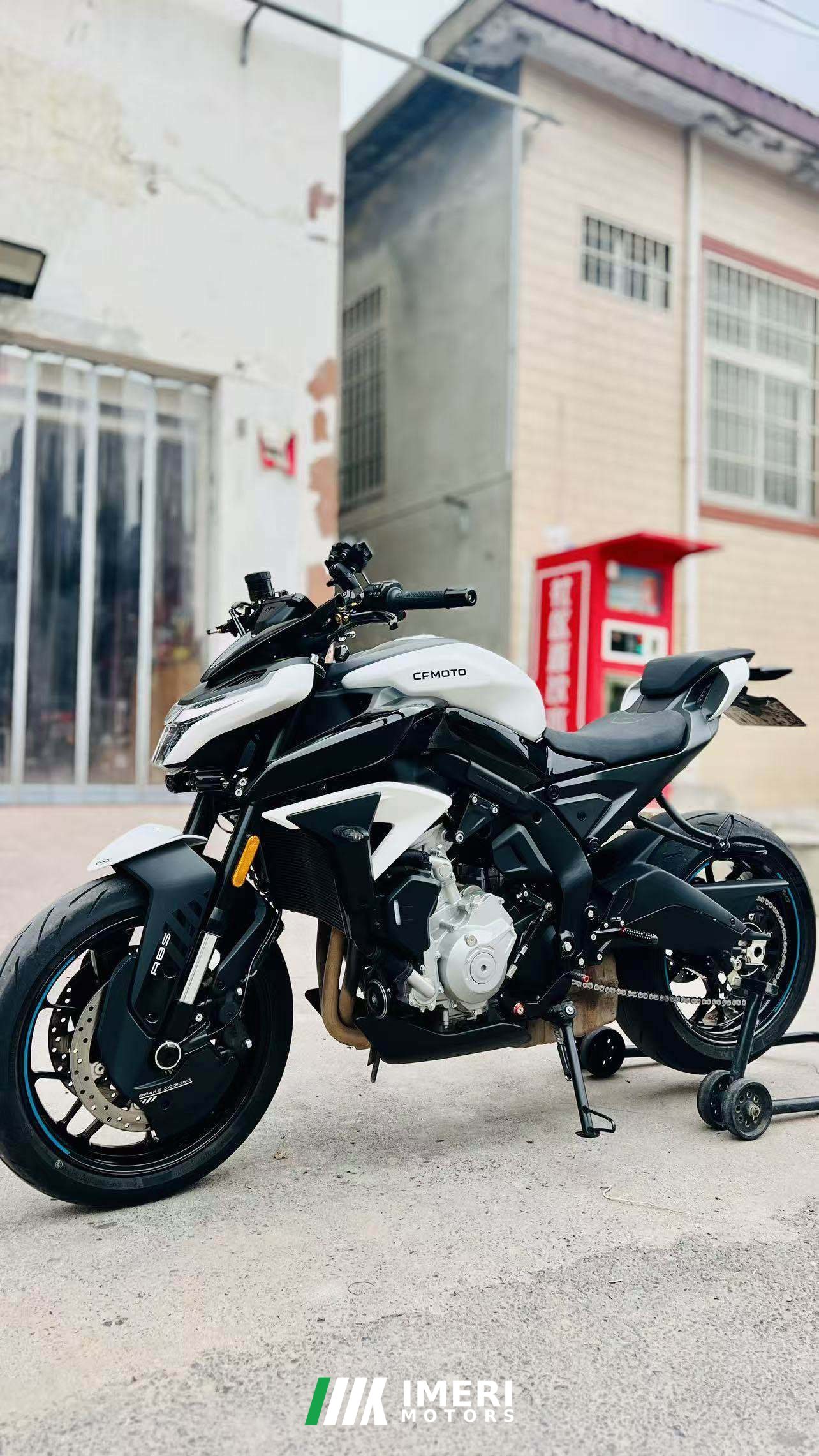 2025 CFMOTO 675NK