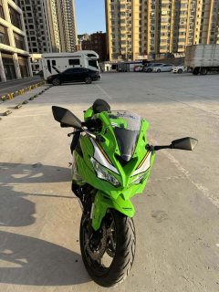 Kawasaki ZX-4R 400 cc - ფოტო 5
