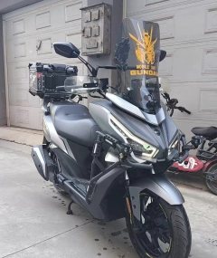 SYM Cruisym 150 - фото 5