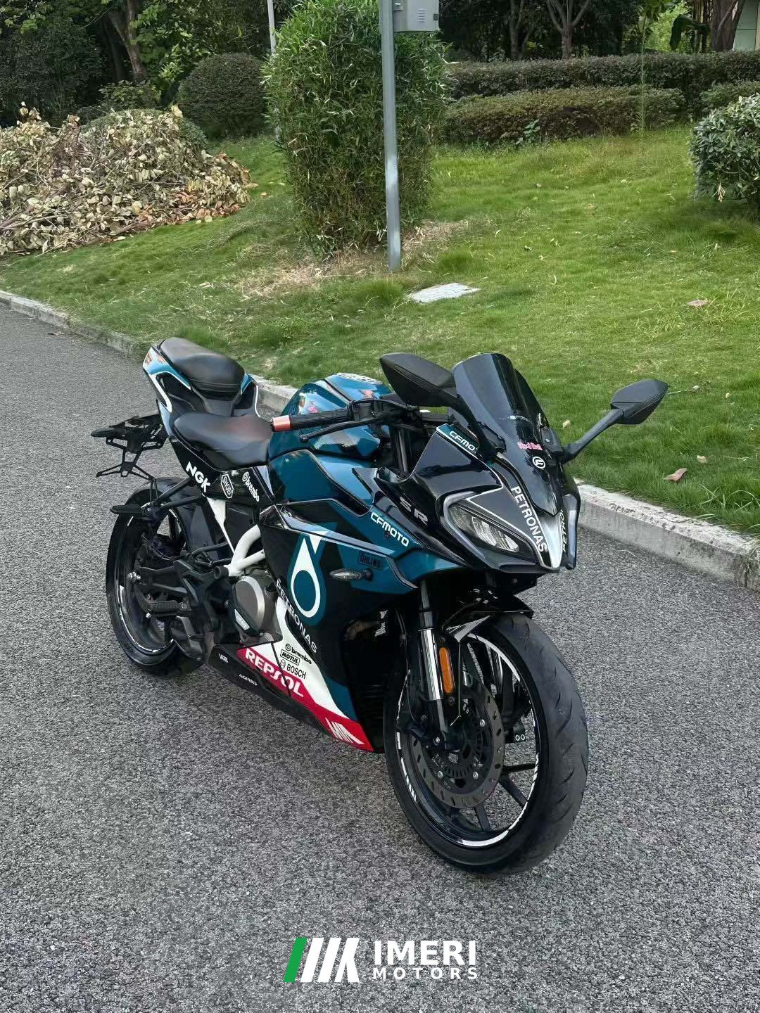 2021 CFMOTO 250SR