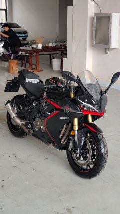 QJMOTOR Sai 600 - ფოტო 1