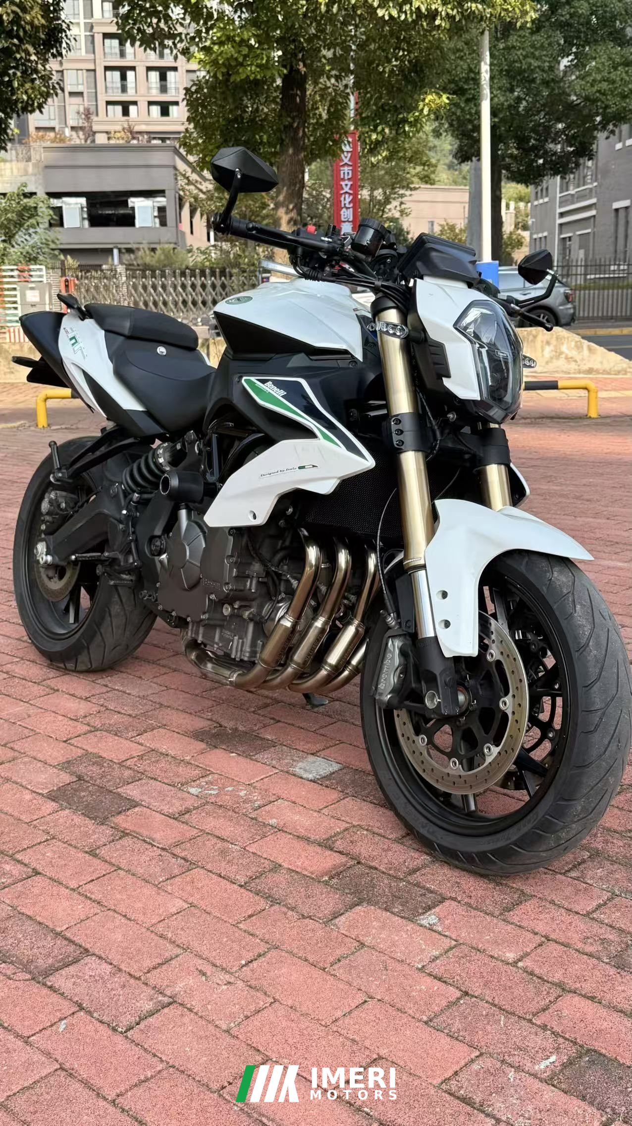2021 Benelli TNT600i