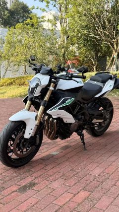 Benelli TNT600i - ფოტო 2