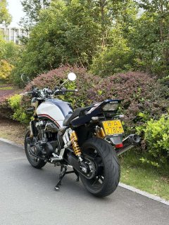 Honda CB1300 Super Four - ფოტო 7