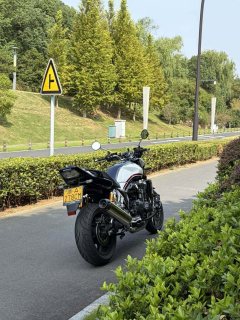 Honda CB1300 Super Four - ფოტო 8