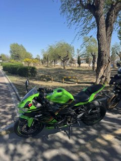 Kawasaki ZX-4R 400 cc - photo 3