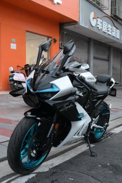 CFMOTO 675SR-R - ფოტო 3