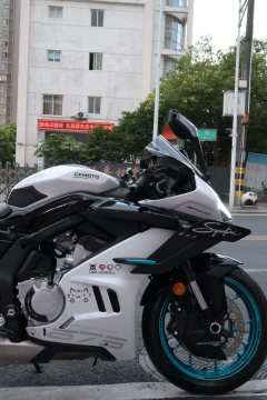 CFMOTO 675SR-R - ფოტო 5