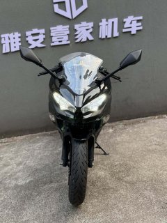 Kawasaki Ninja 400 - ფოტო 4