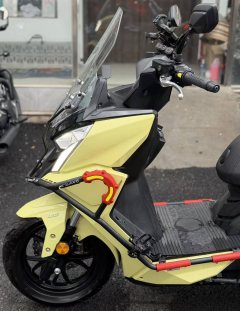 KYMCO Racing X 150 - photo 4