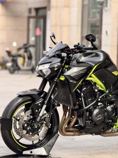 Kawasaki Z900 950 cc - фото 1