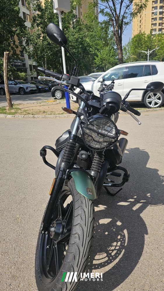 2021 Moto Guzzi V7 850 cc