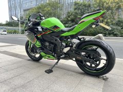 Kawasaki ZX-4R 400 cc - photo 1