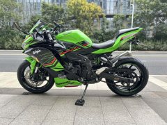Kawasaki ZX-4R 400 cc - photo 4