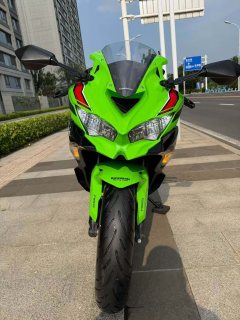 Kawasaki ZX-4R 400 cc - photo 4