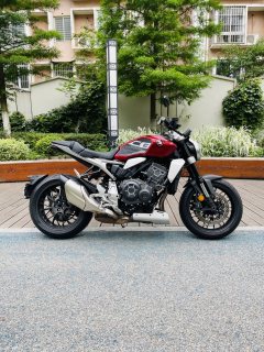 Honda CB1000R - ფოტო 4