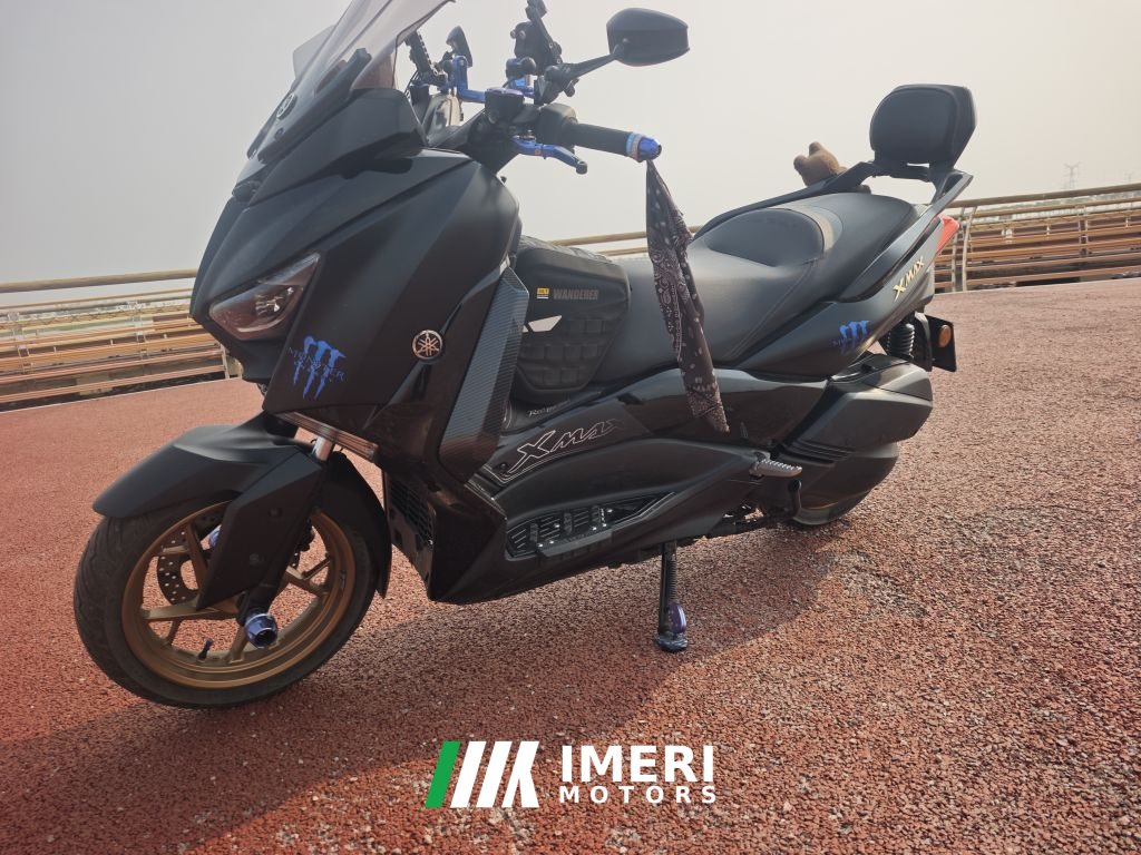 Yamaha XMAX 300 cc - мотоцикл из Китая
