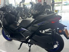Yamaha XMAX 300 cc - ფოტო 4