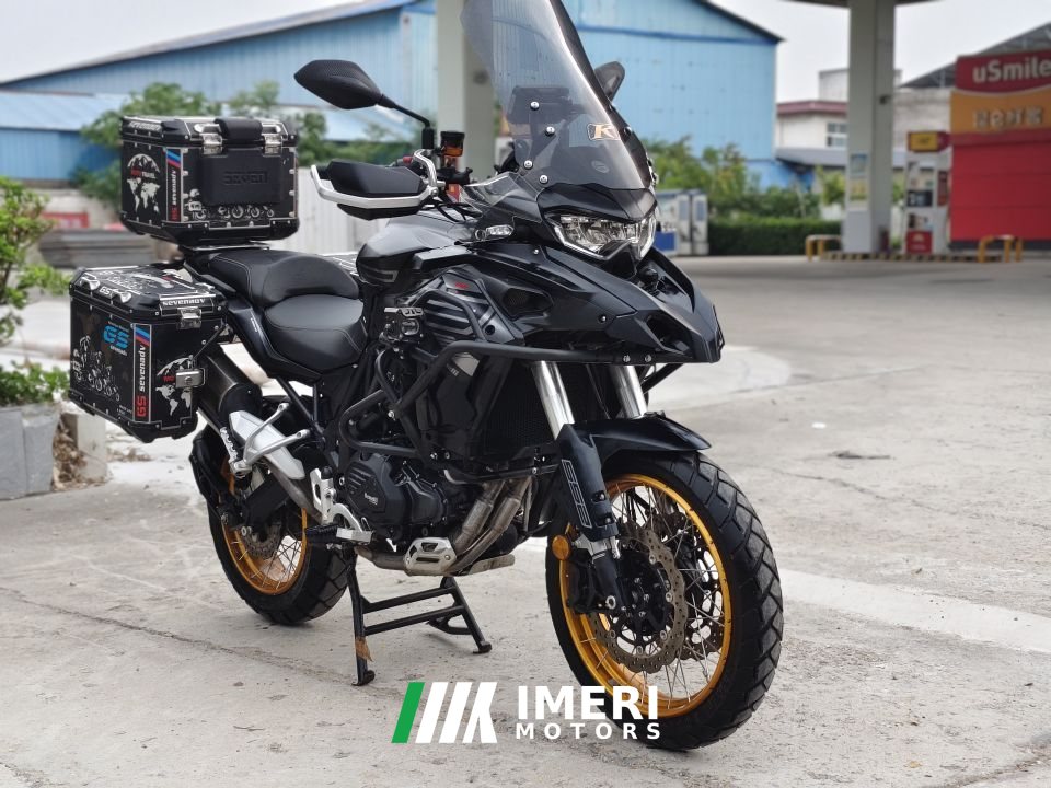 2025 Benelli TRK552 550 cc