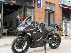Kawasaki Ninja 400 - ფოტო 4