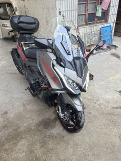 KYMCO AK550 - фото 2