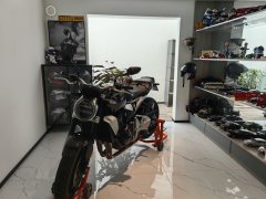 Honda CB1000R - photo 2
