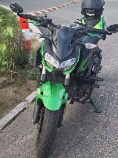 Kawasaki Z400 - ფოტო 1