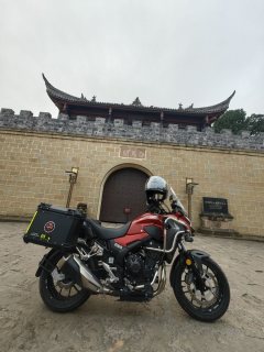 Honda CB400X - photo 1