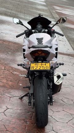 Kawasaki Ninja 400 - фото 10