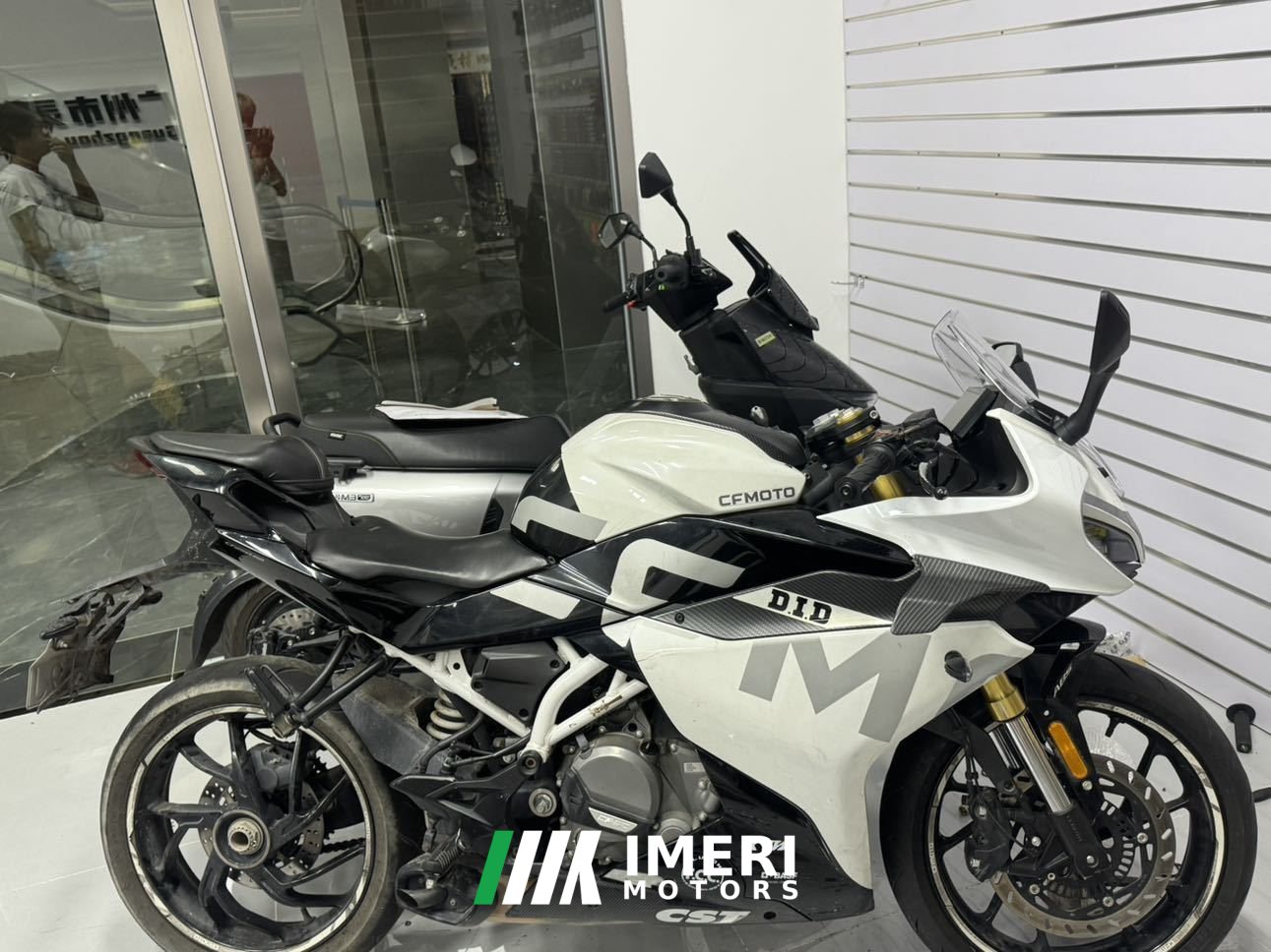 2022 CFMOTO 250SR