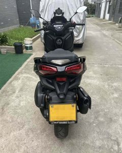 Yamaha XMAX 300 cc - ფოტო 3