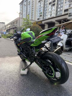 Kawasaki ZX-4R 400 cc - ფოტო 8